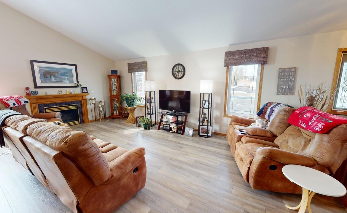 1-7229 TWP RD 492