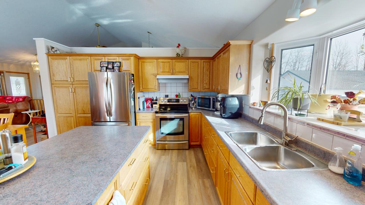 1-7229 TWP RD 492