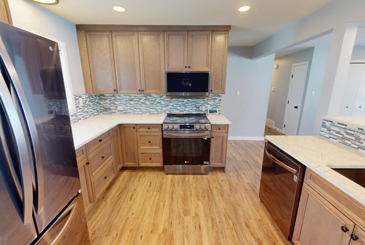 4408 55 Ave