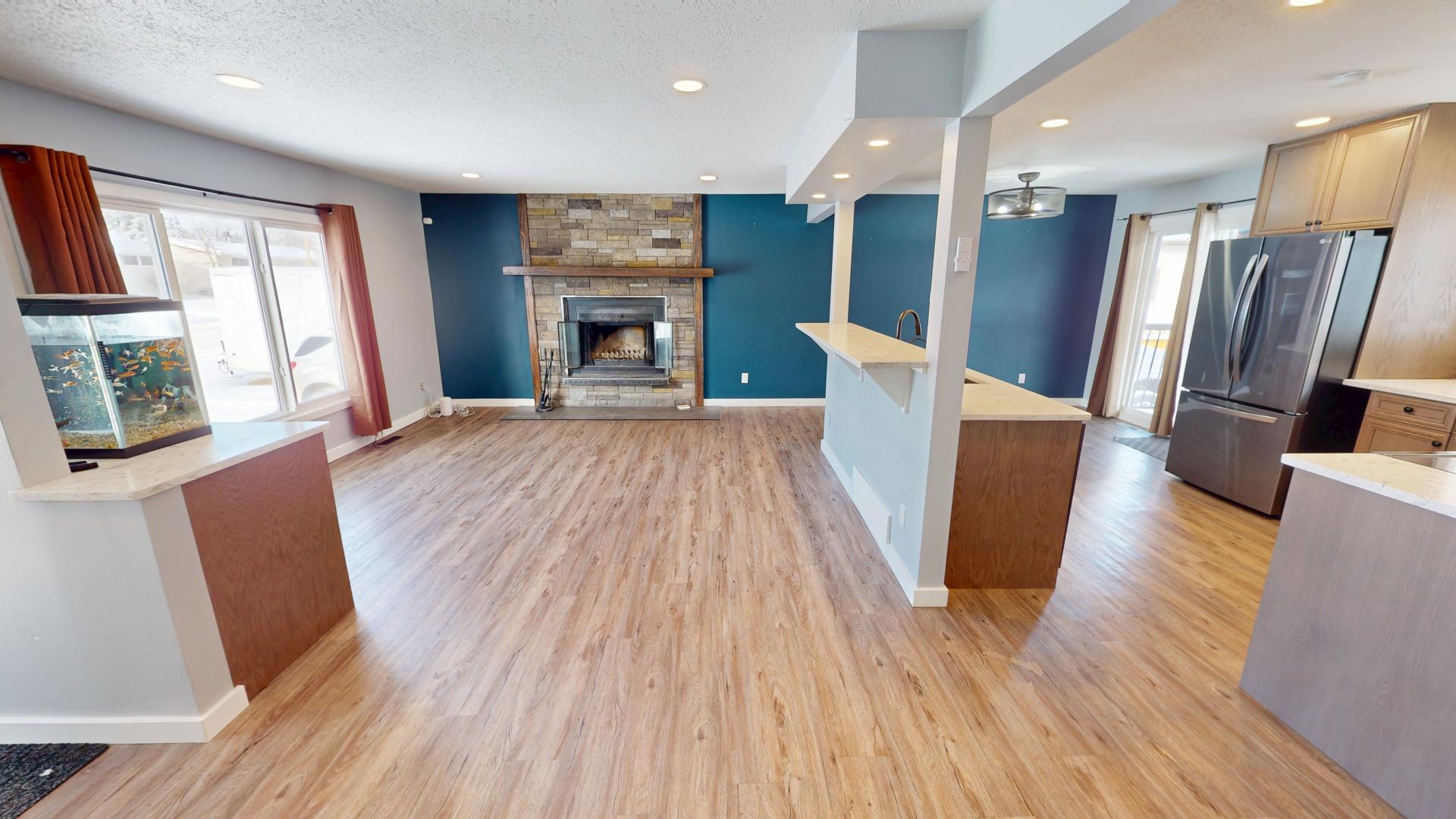 4408 55 Ave
