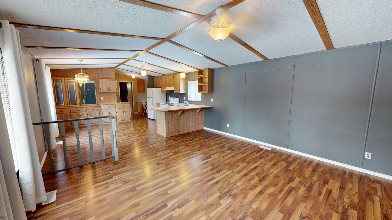 8321A TWP RD 492