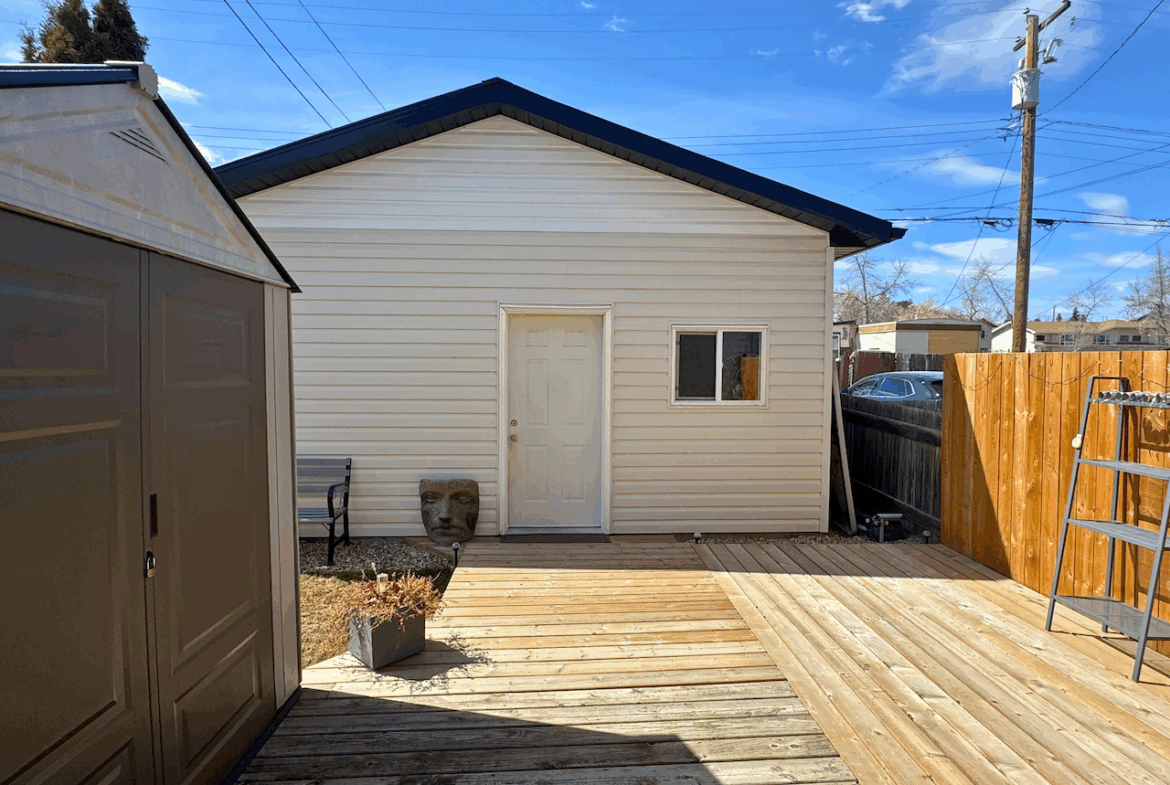 5016 43 ST