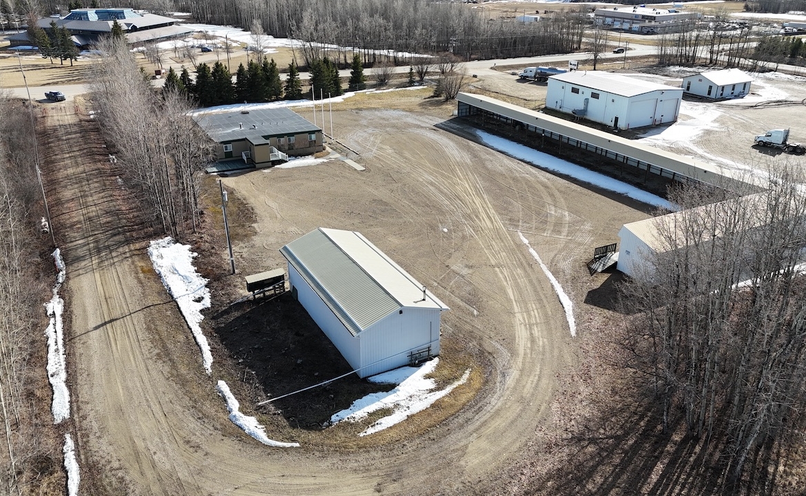 6614 50 Ave