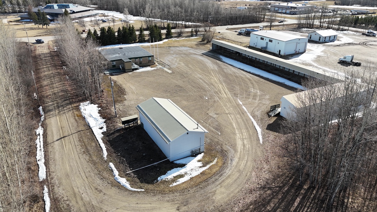 6614 50 Ave
