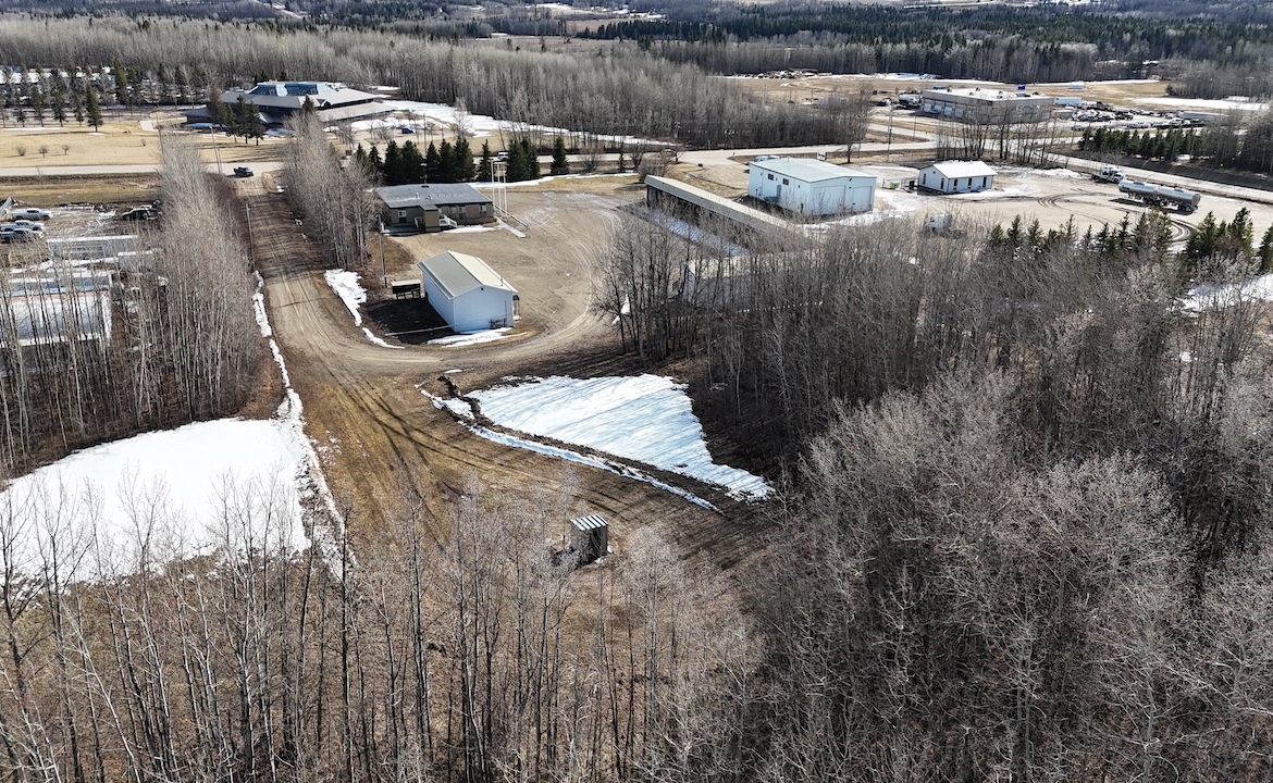 6614 50 Ave