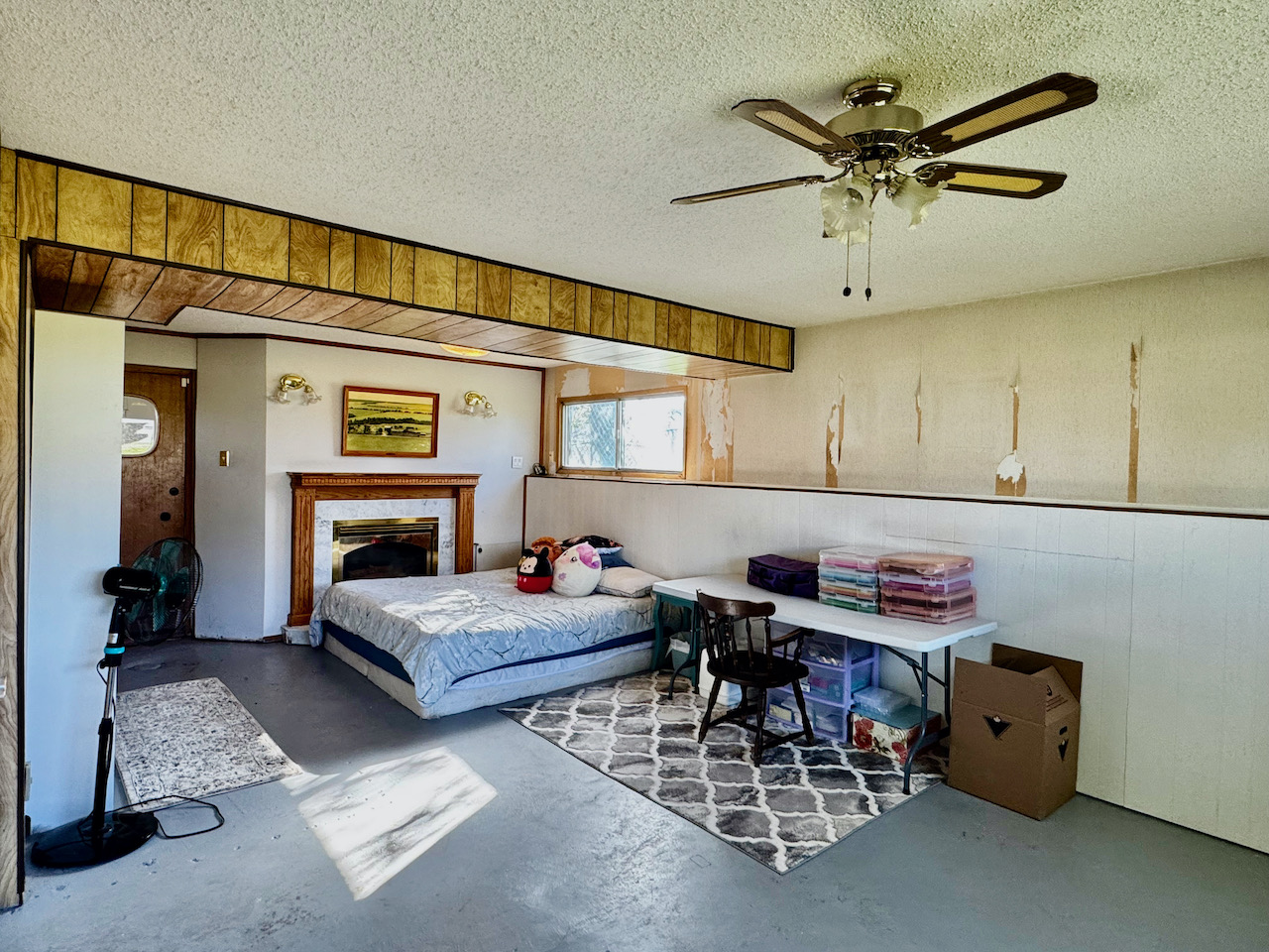 4824 55 Ave