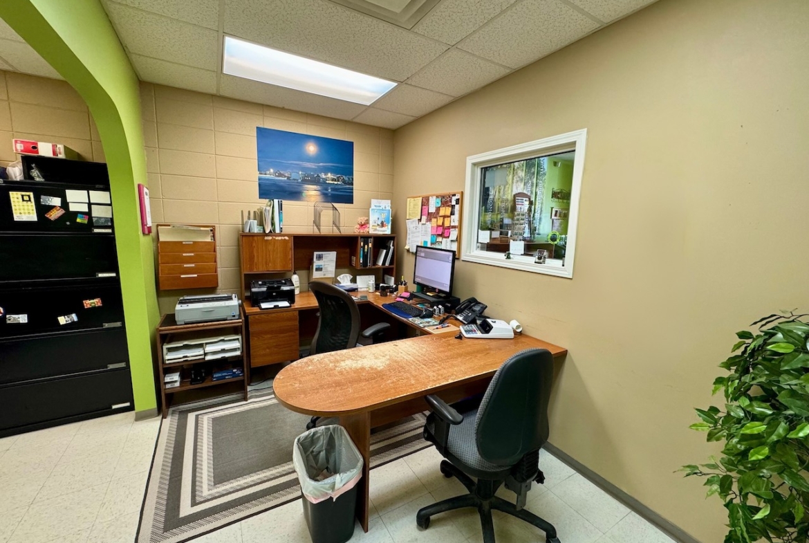 5215 Industrial Rd