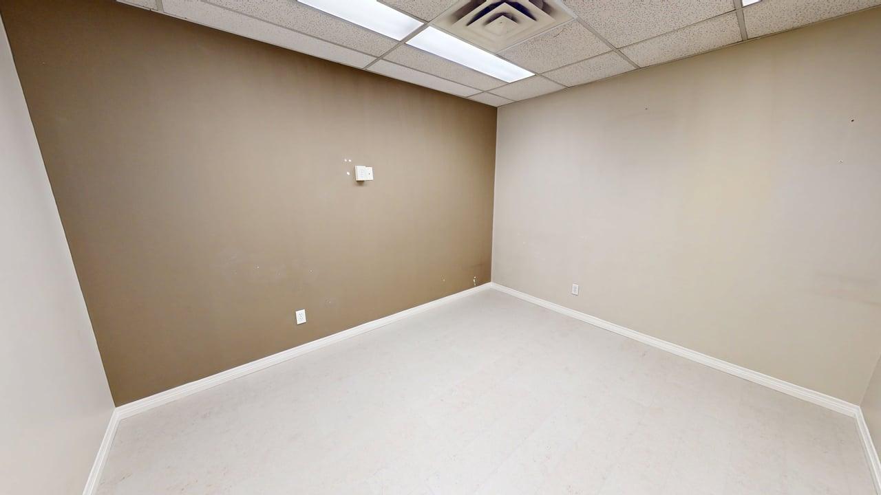 #2 5211 50 St