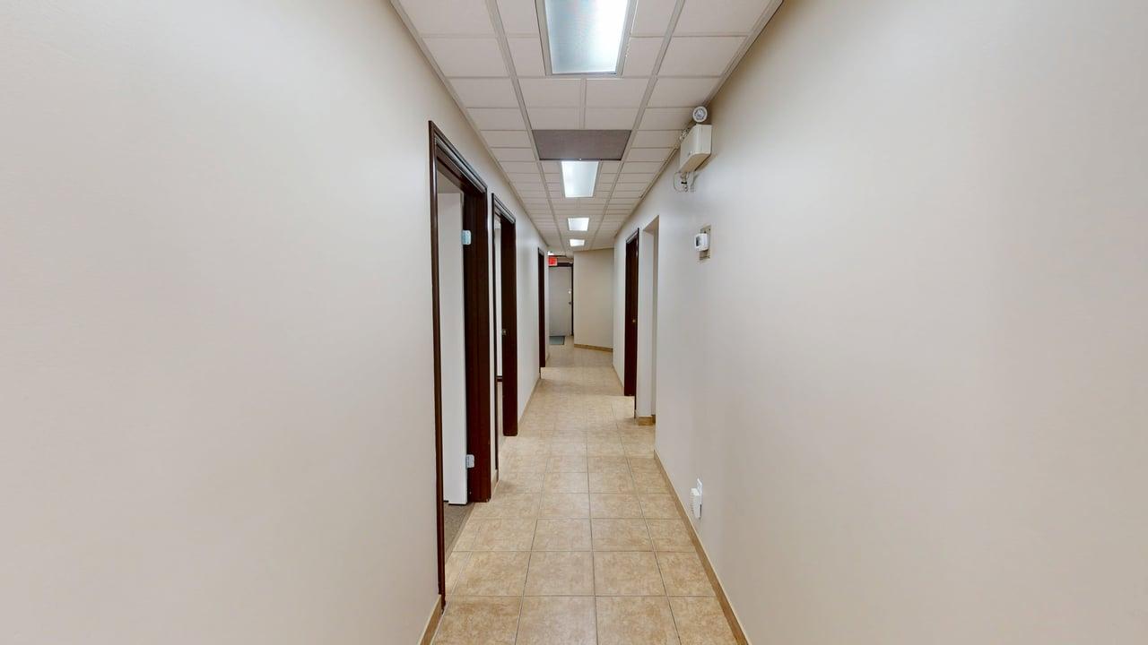 #3 5211 50 St