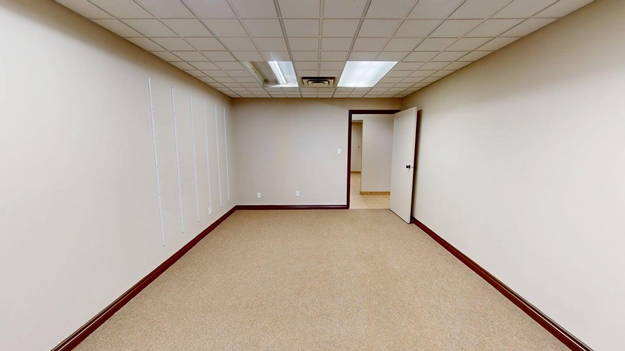 #3 5211 50 St