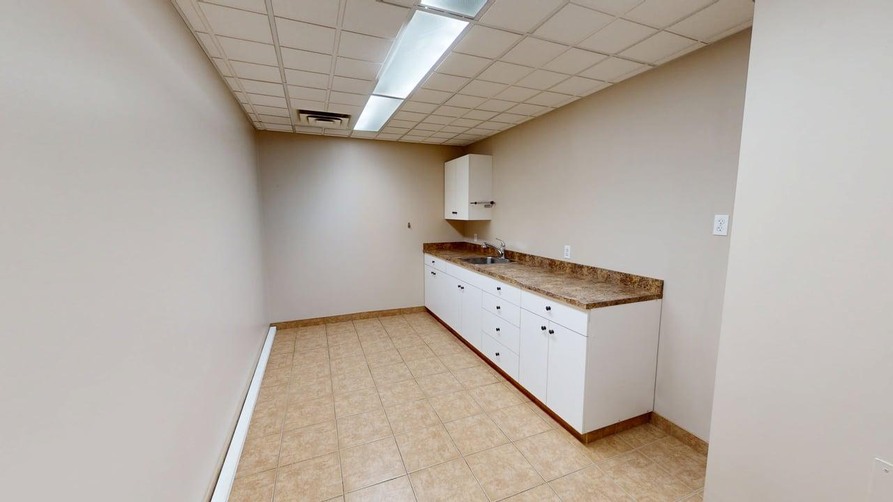 #3 5211 50 St