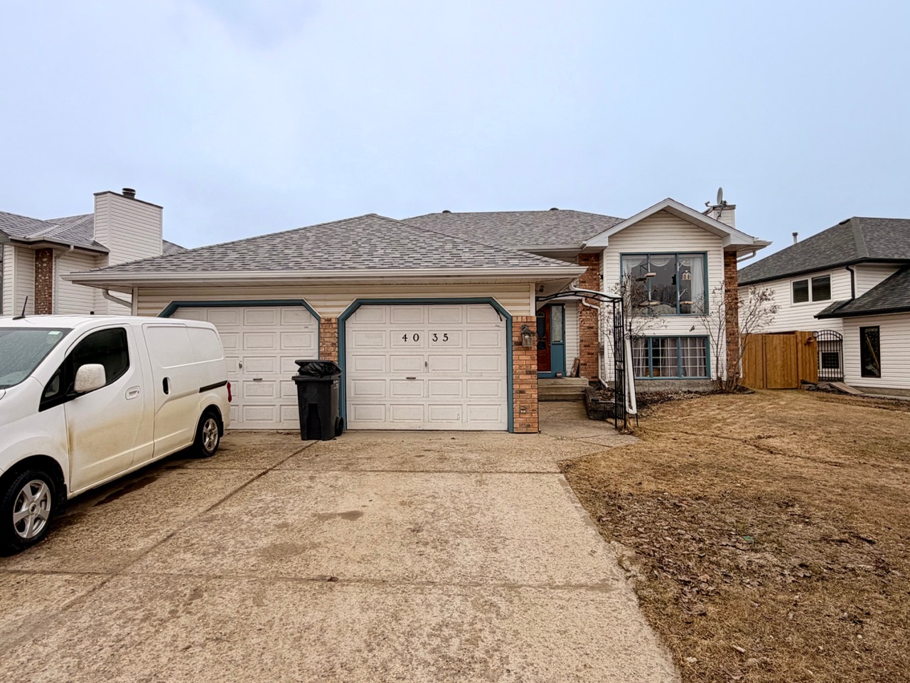 4035 Mackenzie Ave