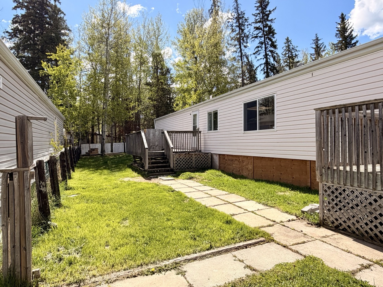 #74 5644 50 St