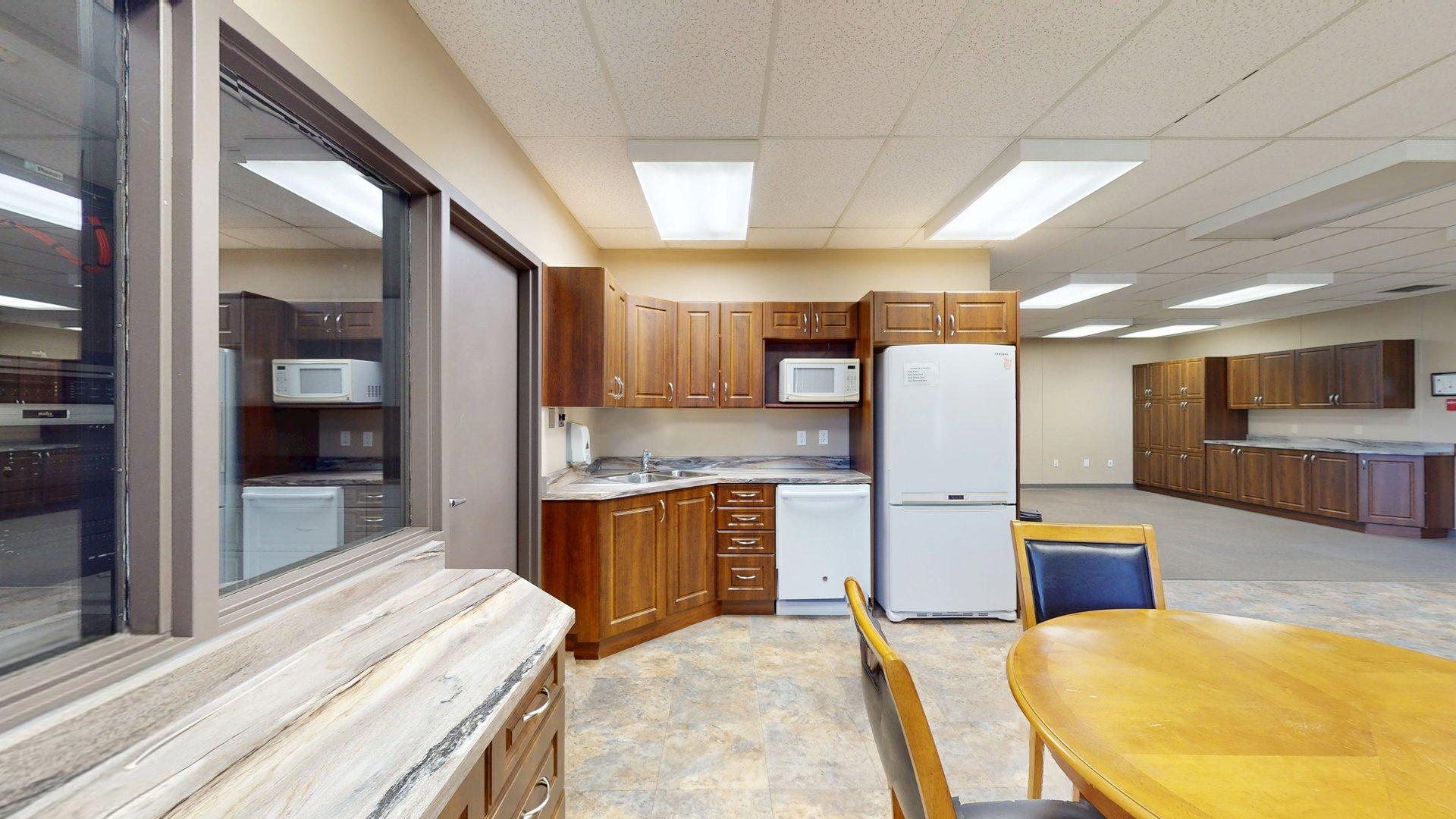 5516 Industrial Rd