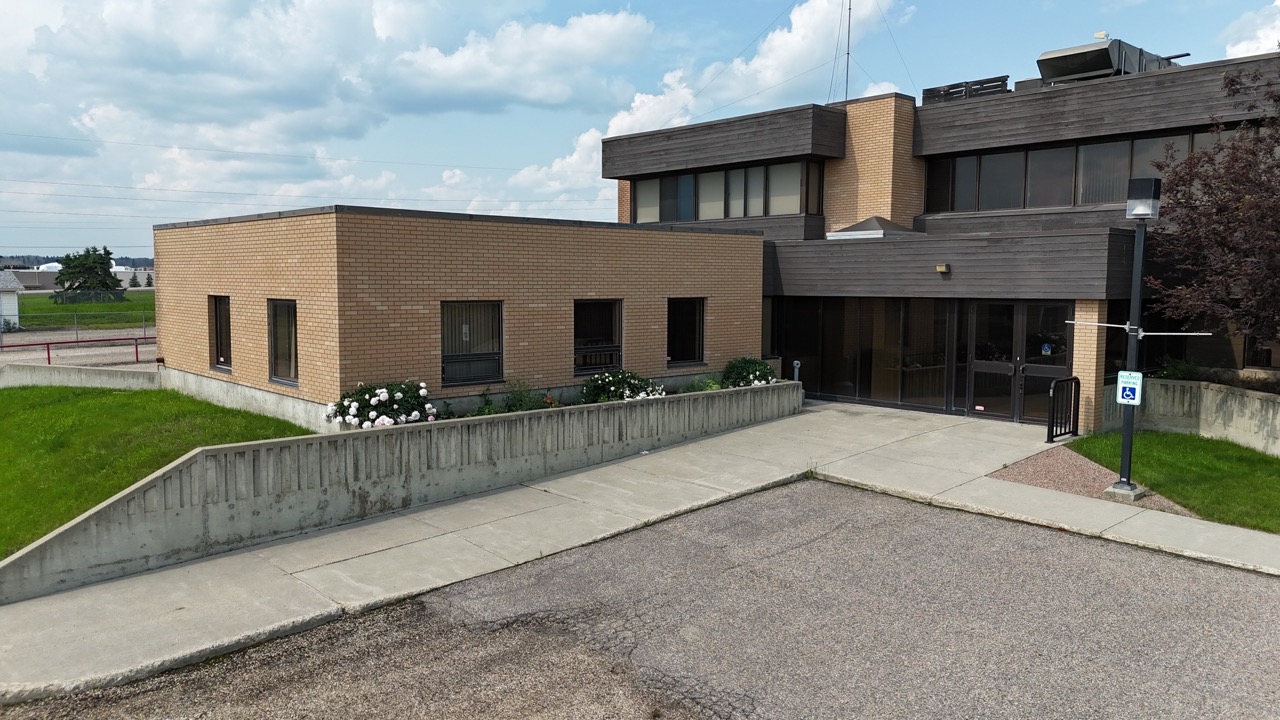 5516 Industrial Rd