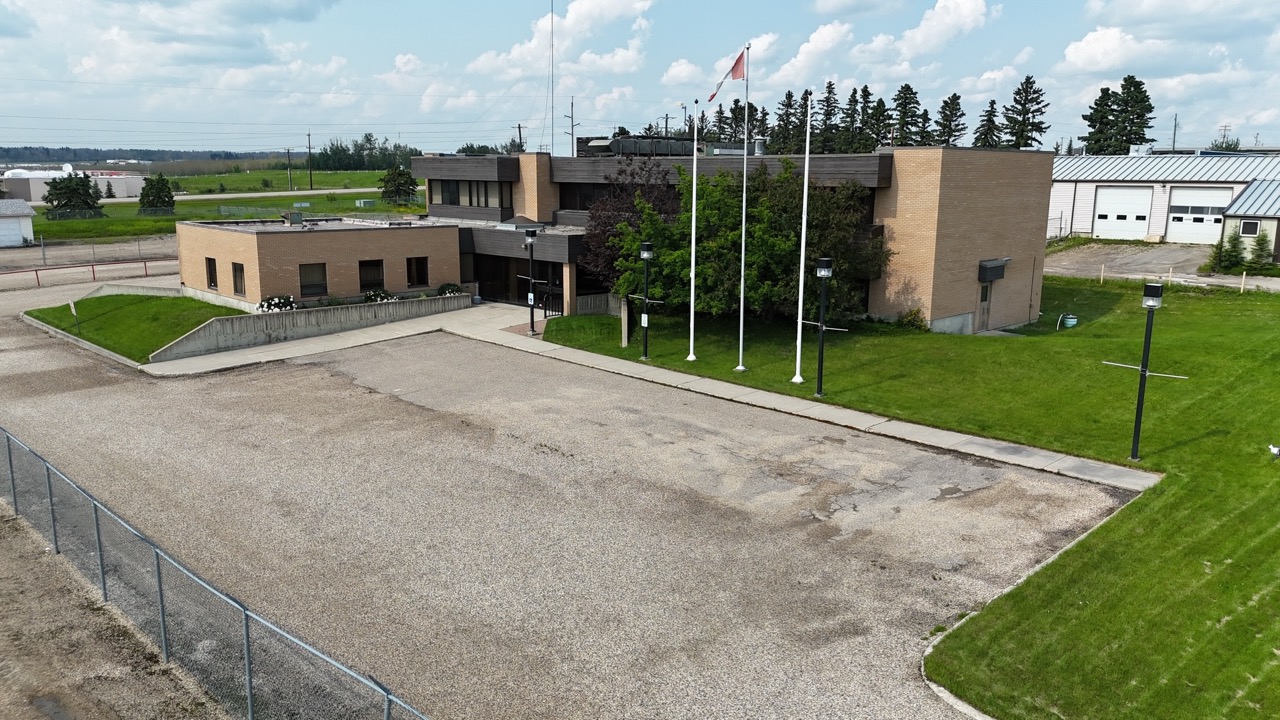 5516 Industrial Rd