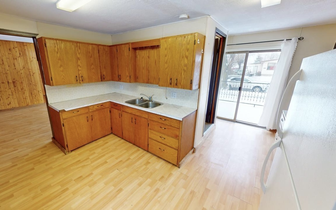 4708 47 Ave