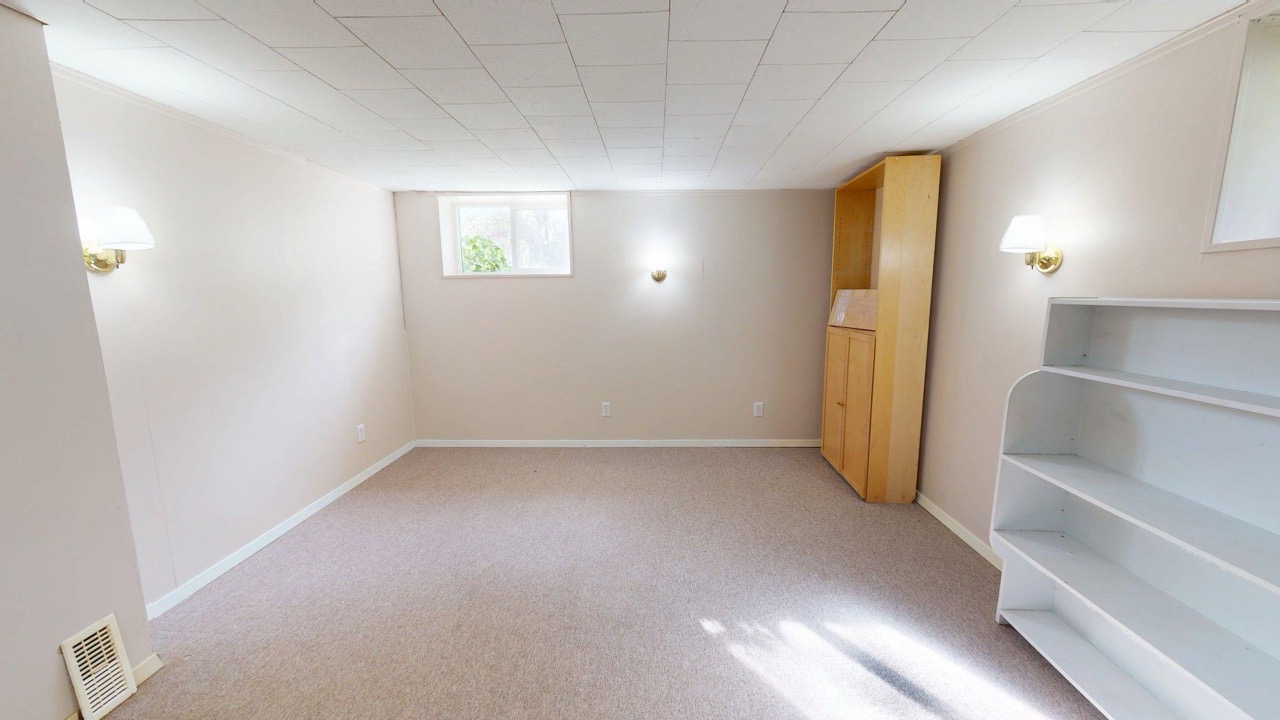 5304 50 St