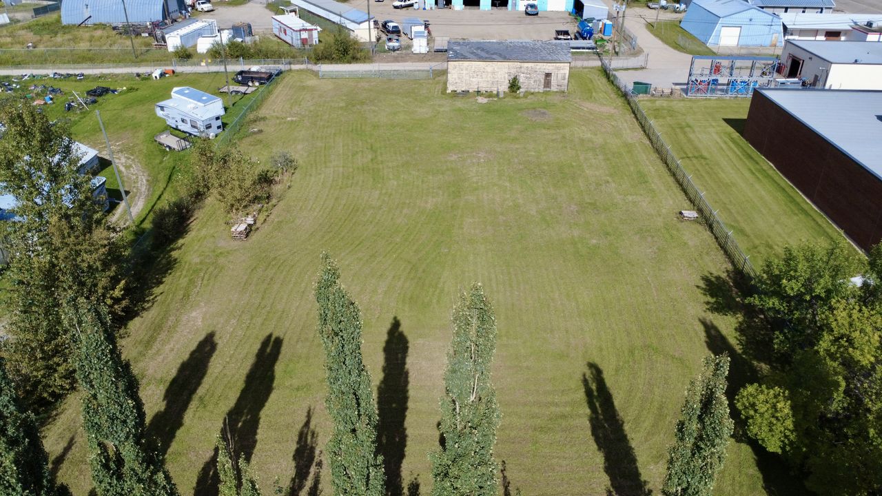 5416 50 Ave