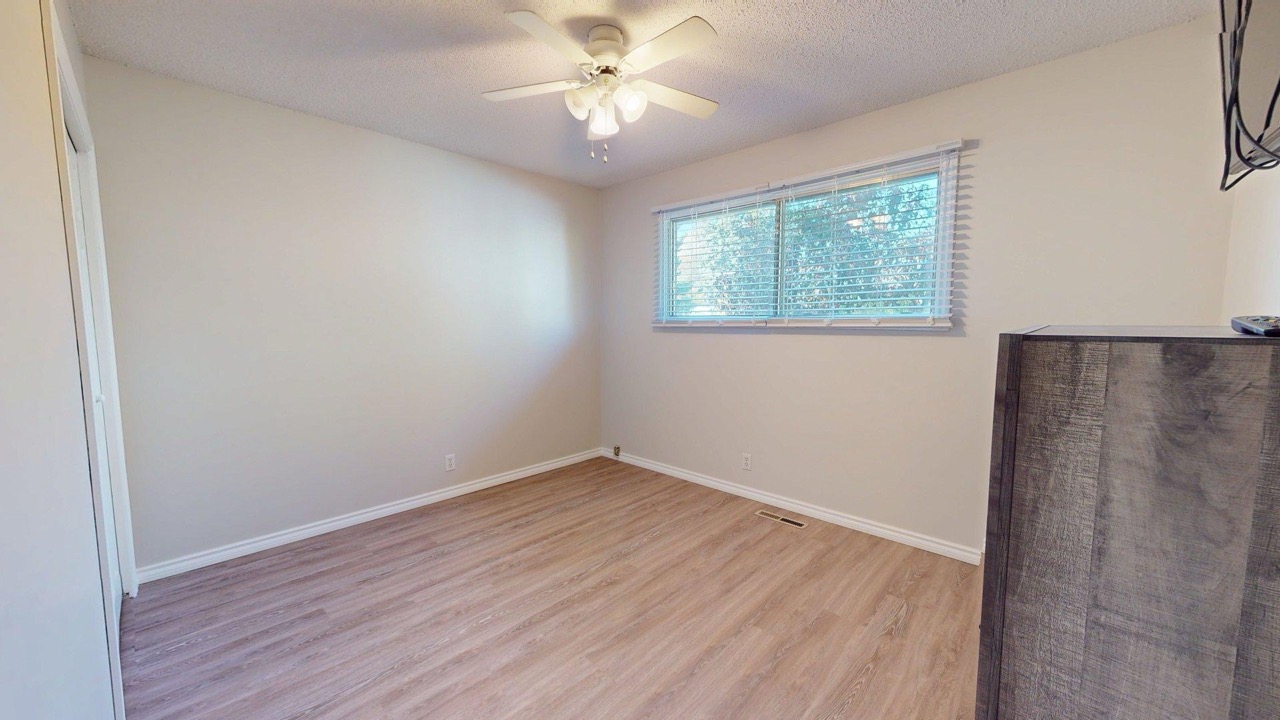 4738 49 ST