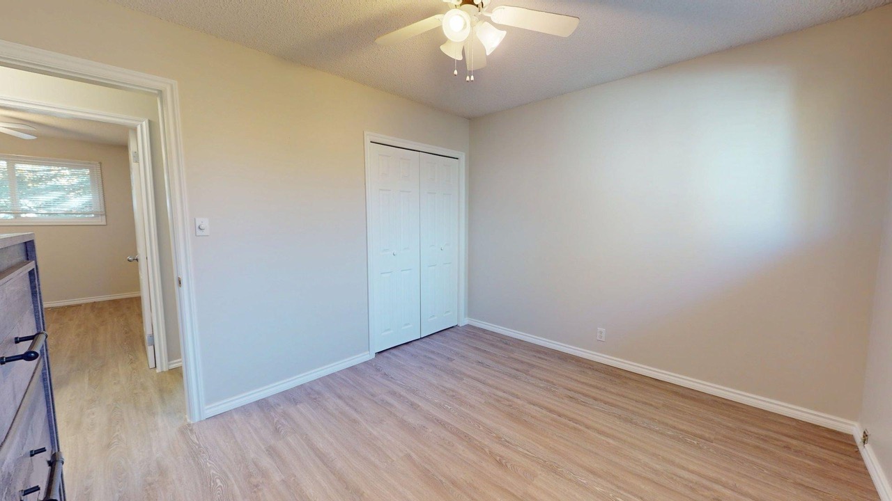 4738 49 ST