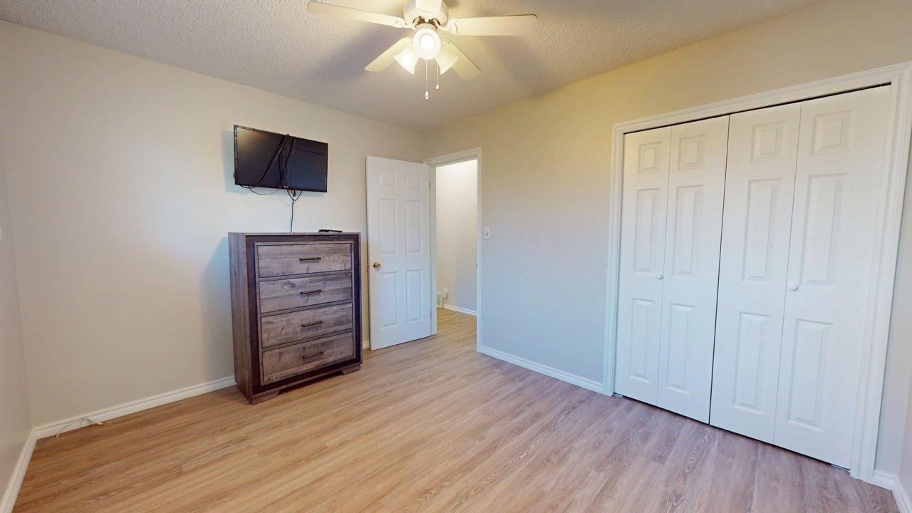 4738 49 ST