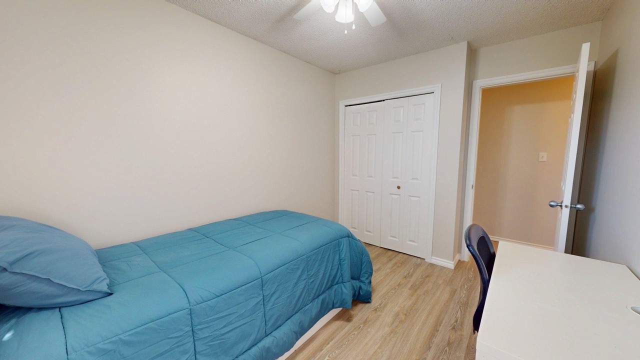 4738 49 ST
