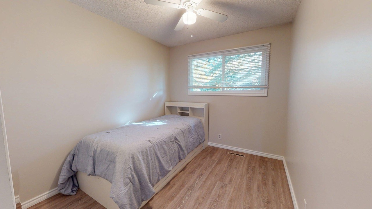 4738 49 ST