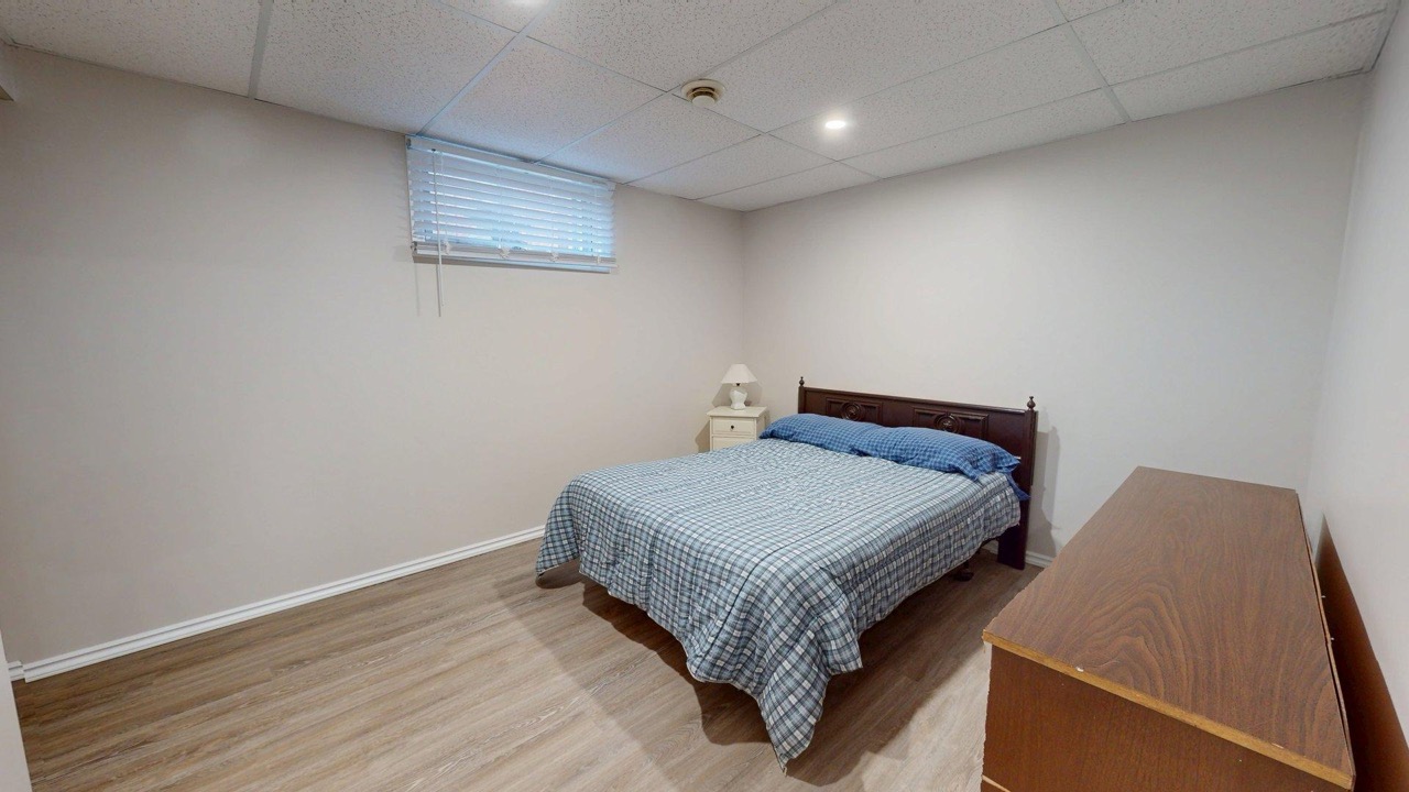 4738 49 ST