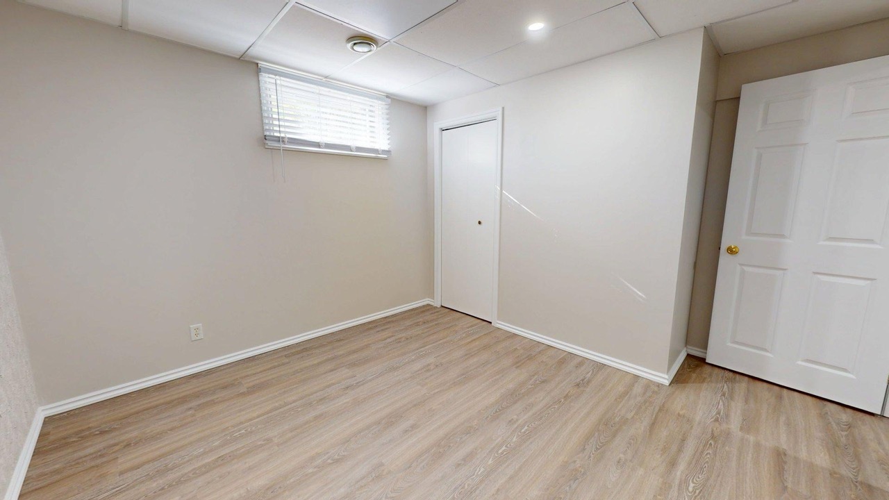 4738 49 ST