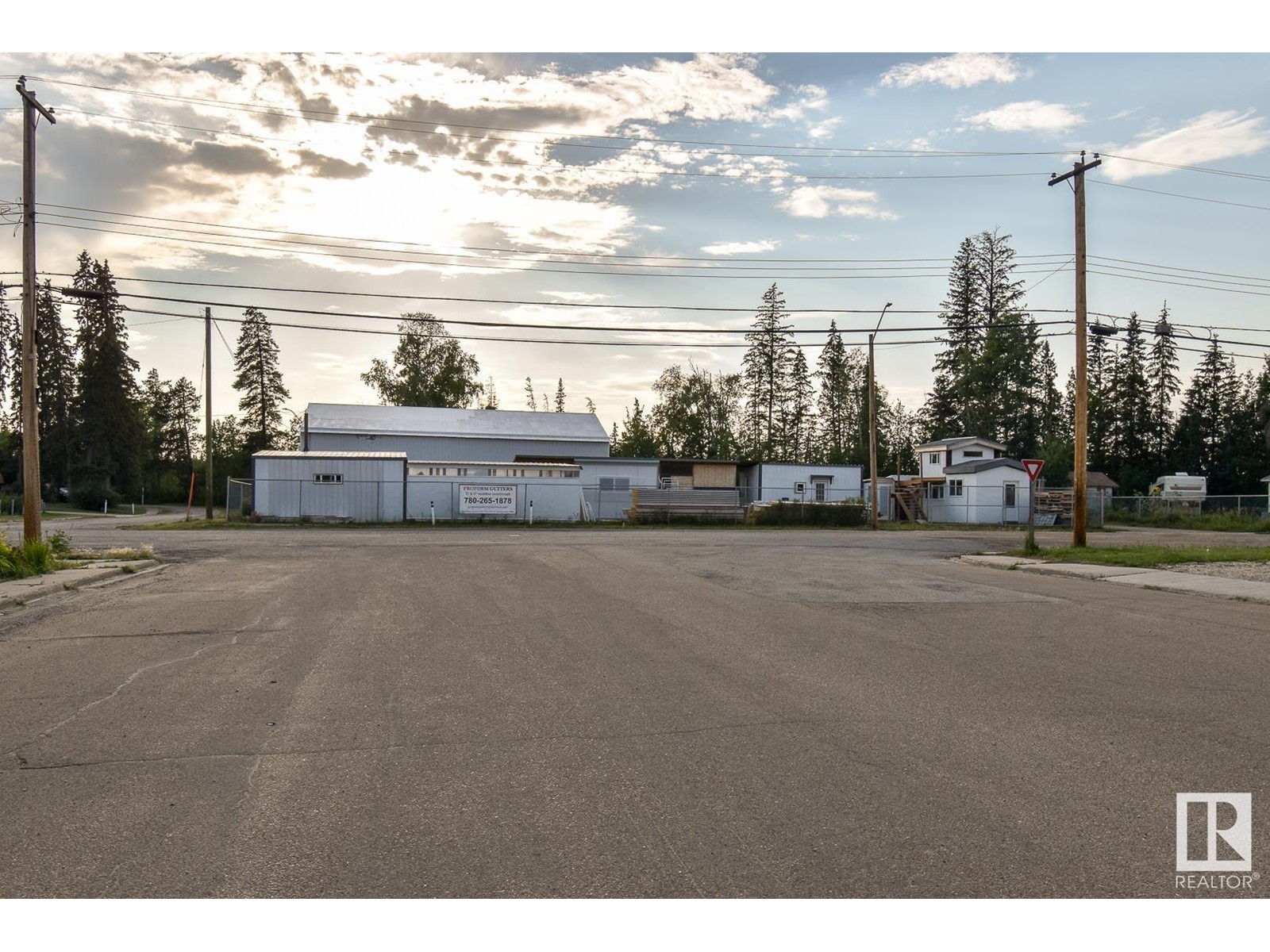 5121 50 Av, Entwistle, Alberta  T0E 0S0 - Photo 5 - E4397910