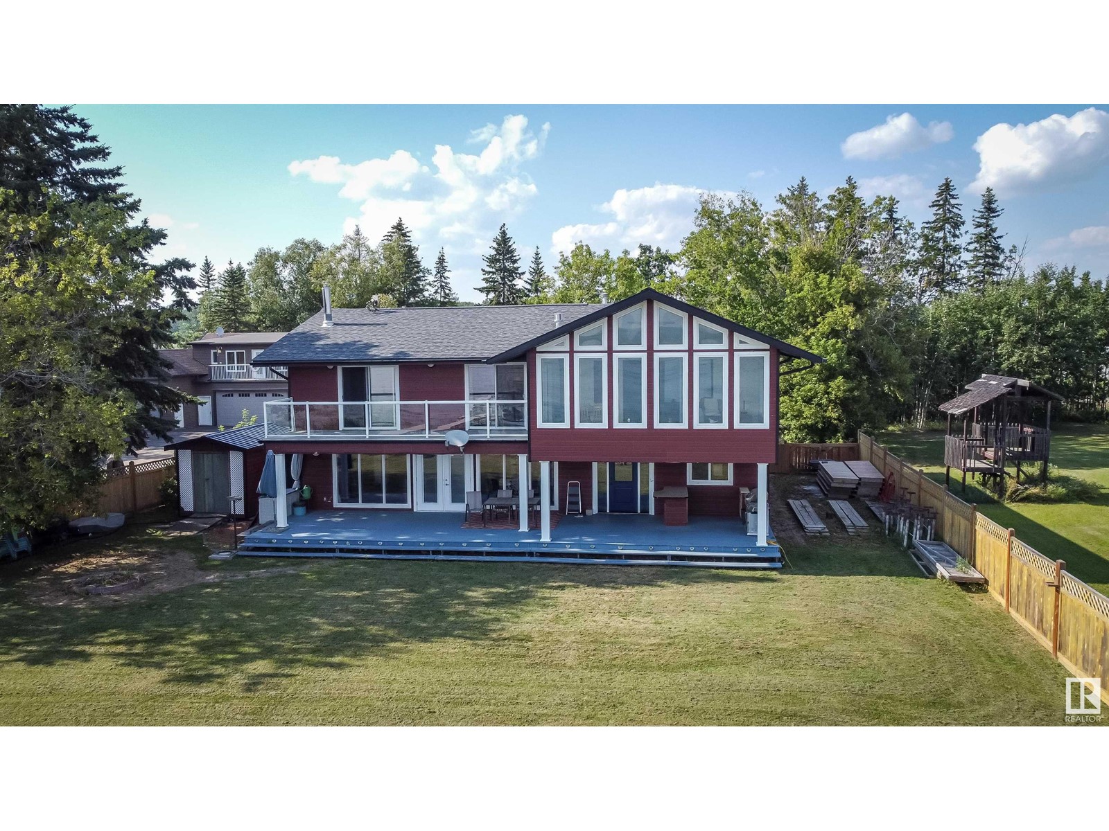 102 Parkins AV, rural lac ste. anne county, Alberta