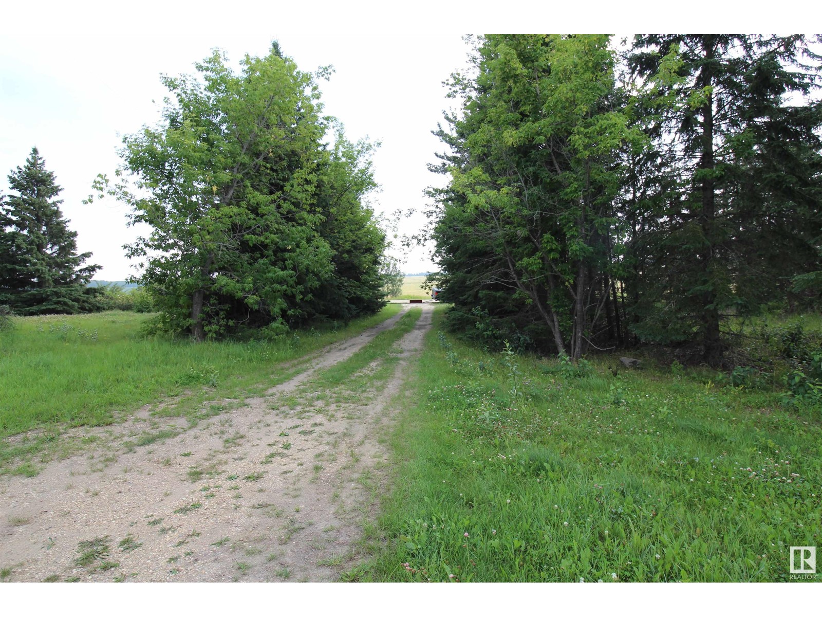 9122 Twp Rd 574, Rural Lac Ste. Anne County, Alberta  T0E 1N0 - Photo 11 - E4402055