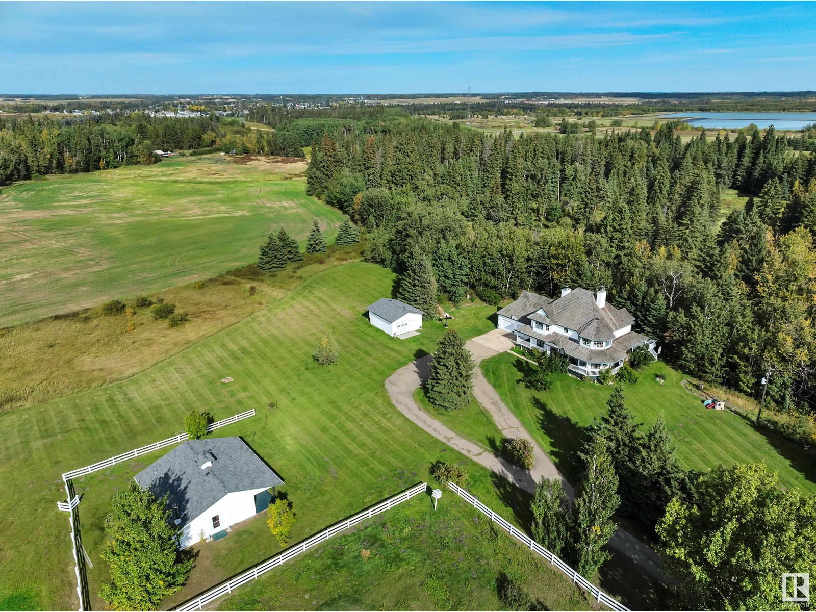 245008 TWP RD 474, rural wetaskiwin county, Alberta