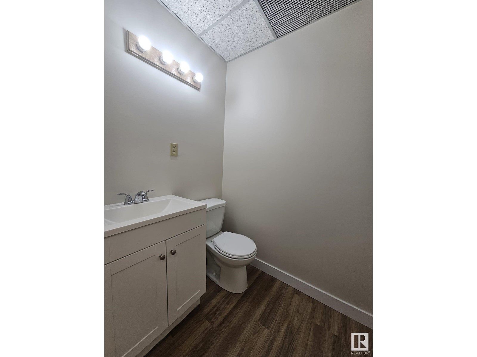 4904 56 St, Drayton Valley, Alberta  T7A 1R9 - Photo 8 - E4417276