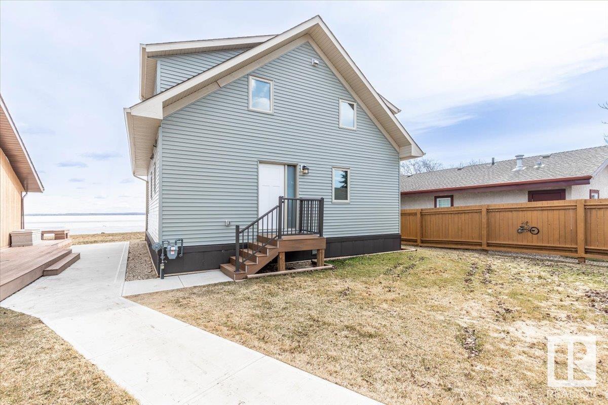 33 Lakeshore Dr, Rural Wetaskiwin County, Alberta  T0C 2V0 - Photo 39 - E4419364