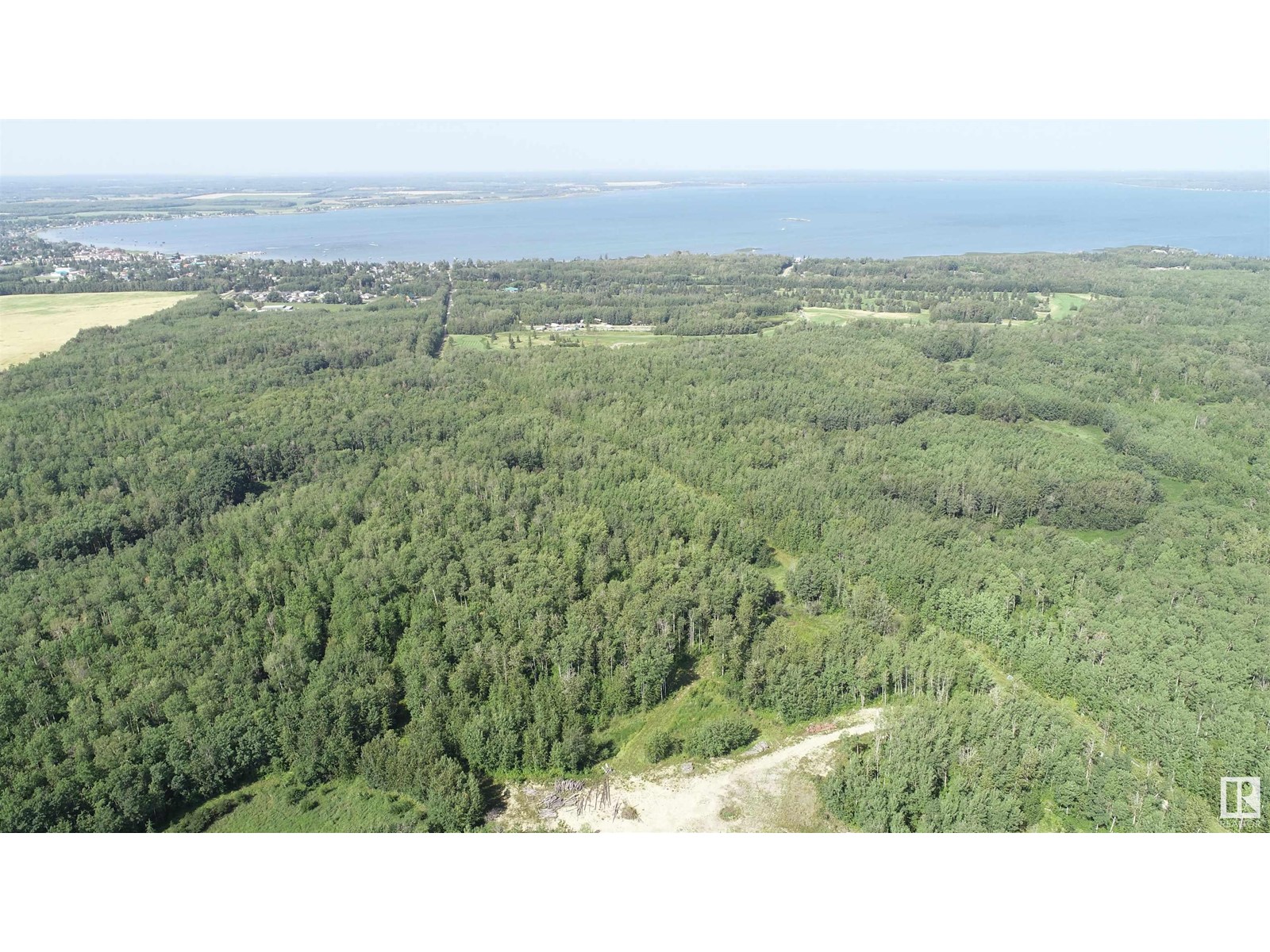 54425 Ste Anne Trail, Rural Lac Ste. Anne County, Alberta  T0E 0A1 - Photo 3 - E4421833