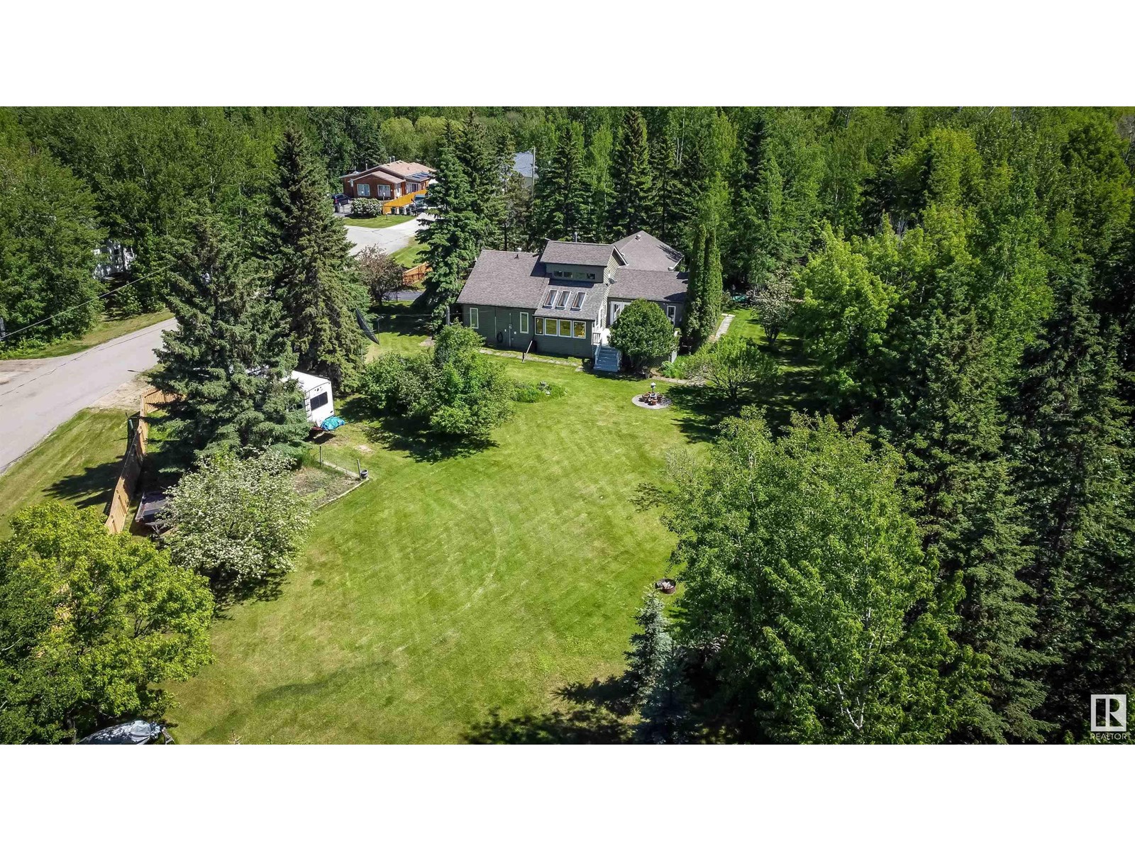 5622 & 5623 49 St, Rural Lac Ste. Anne County, Alberta  T0E 0A0 - Photo 10 - E4422496