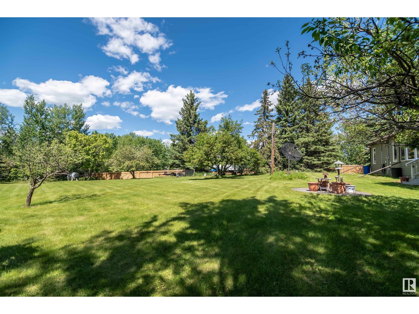 5622 & 5623 49 St, Rural Lac Ste. Anne County, Alberta  T0E 0A0 - Photo 58 - E4422496