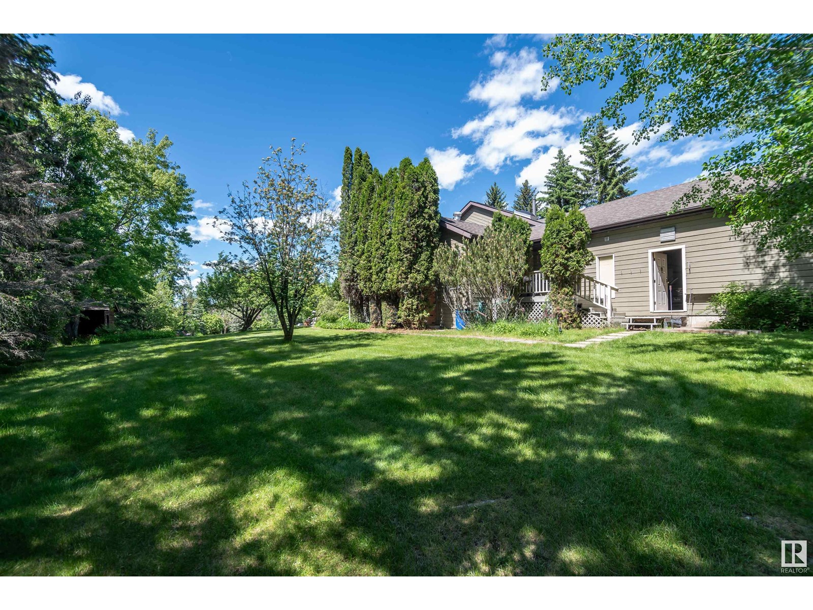 5622 & 5623 49 St, Rural Lac Ste. Anne County, Alberta  T0E 0A0 - Photo 61 - E4422496