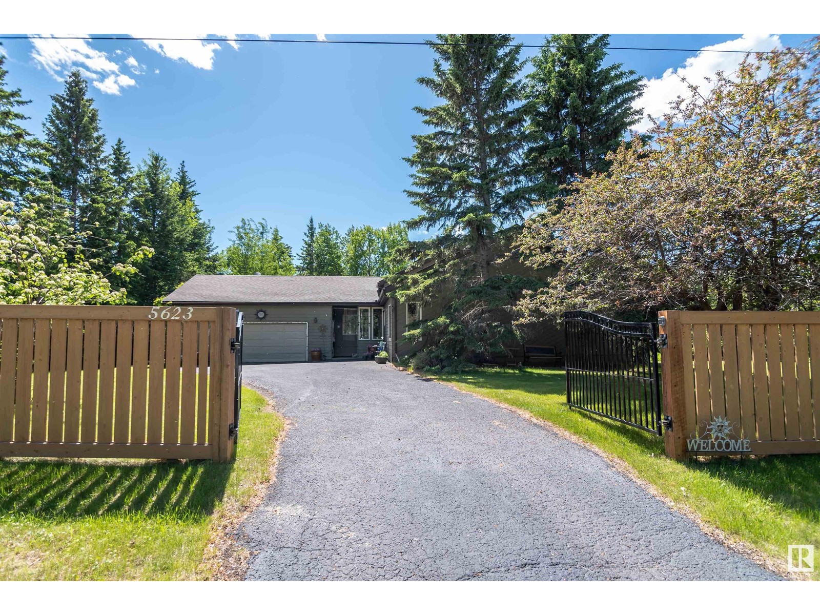 5622 & 5623 49 St, Rural Lac Ste. Anne County, Alberta  T0E 0A0 - Photo 8 - E4422496