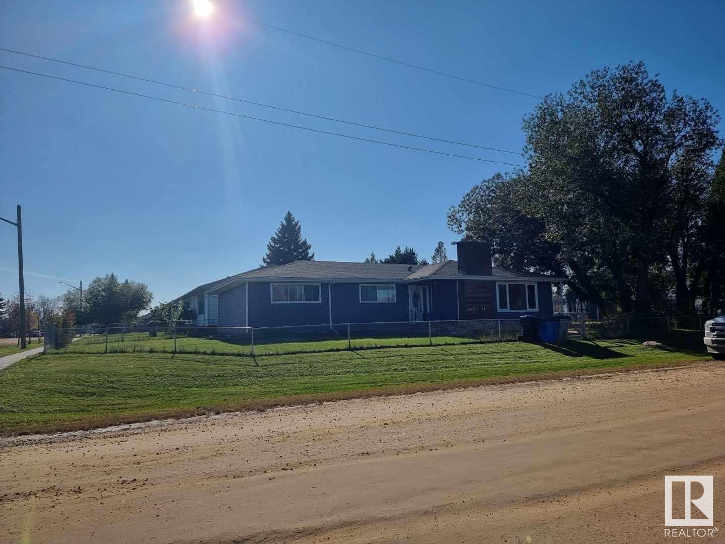 4822 48 ST, mayerthorpe, Alberta