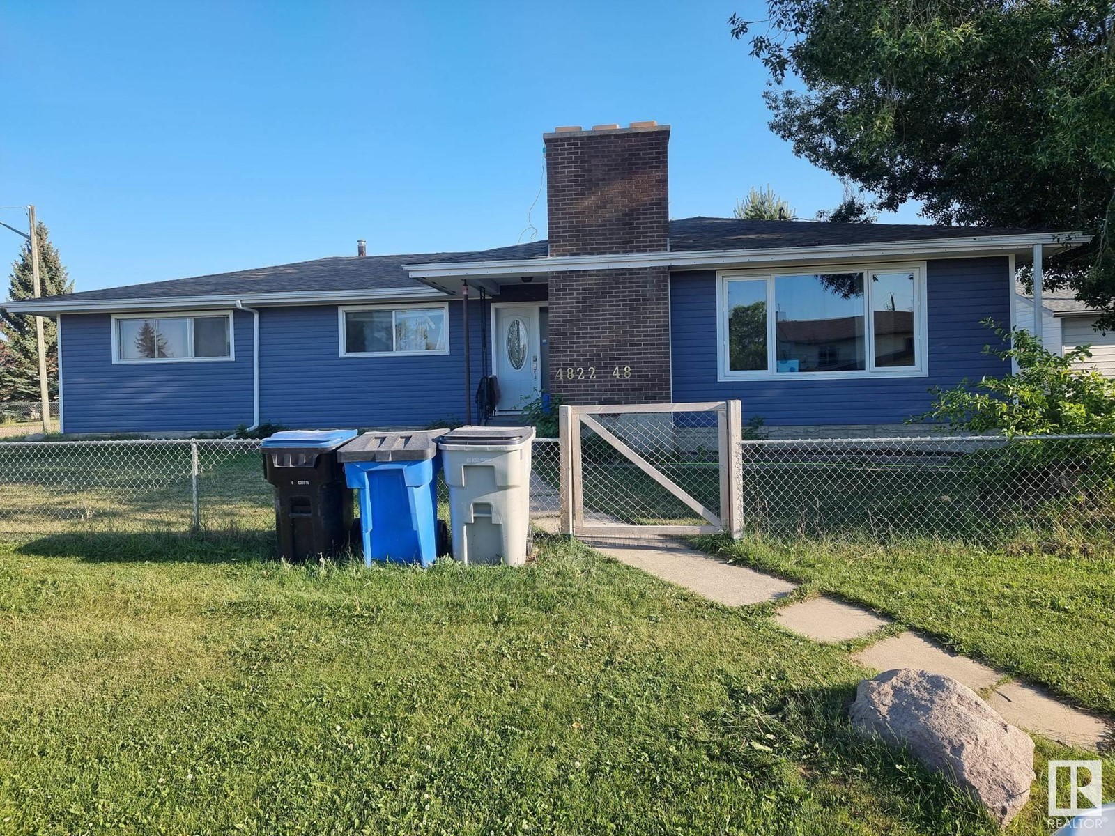 4822 48 St, Mayerthorpe, Alberta  T0E 1A0 - Photo 2 - E4422677