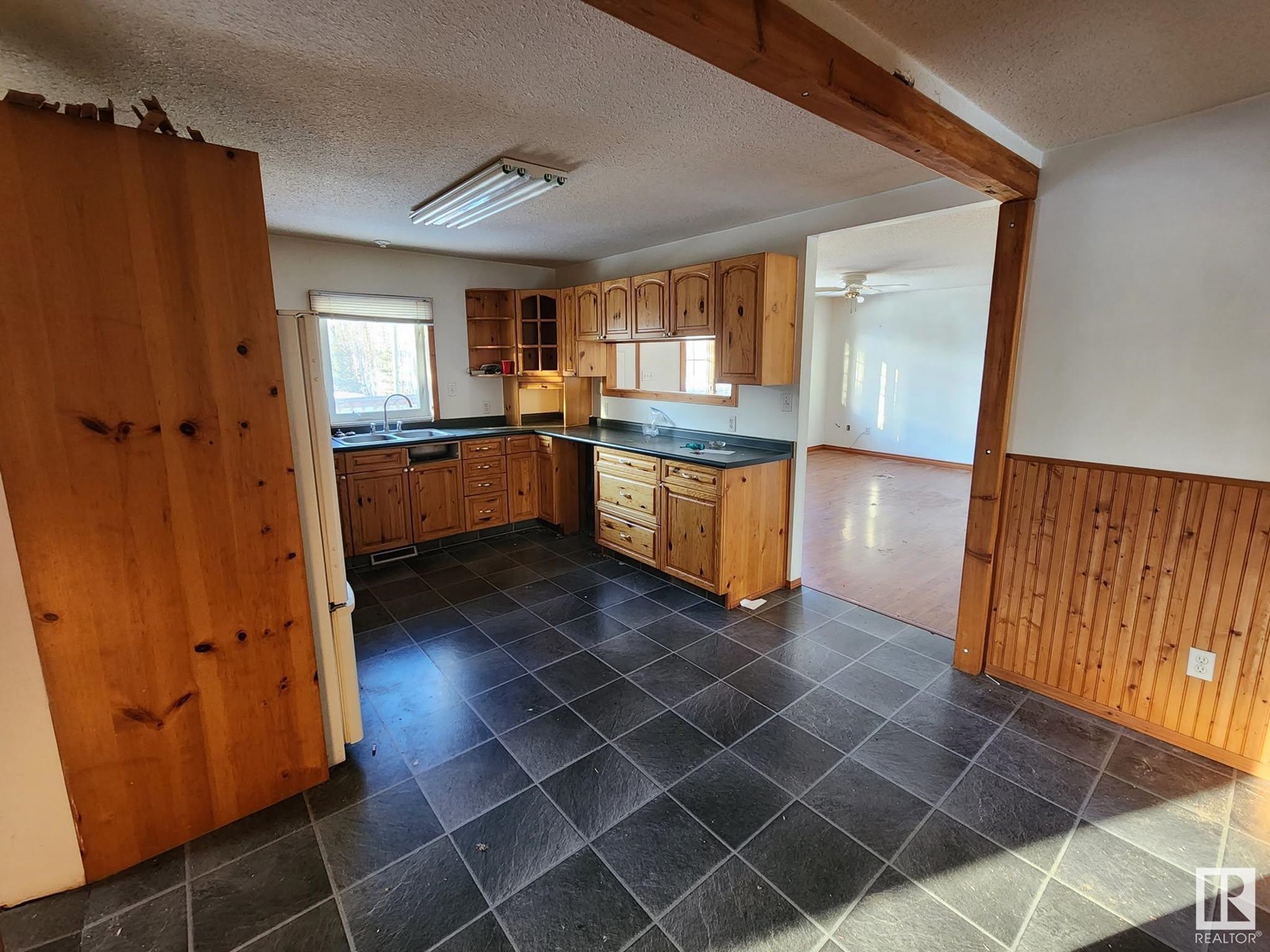 9914 101 Av, Rural Lac Ste. Anne County, Alberta  T0E 0L0 - Photo 3 - E4422697