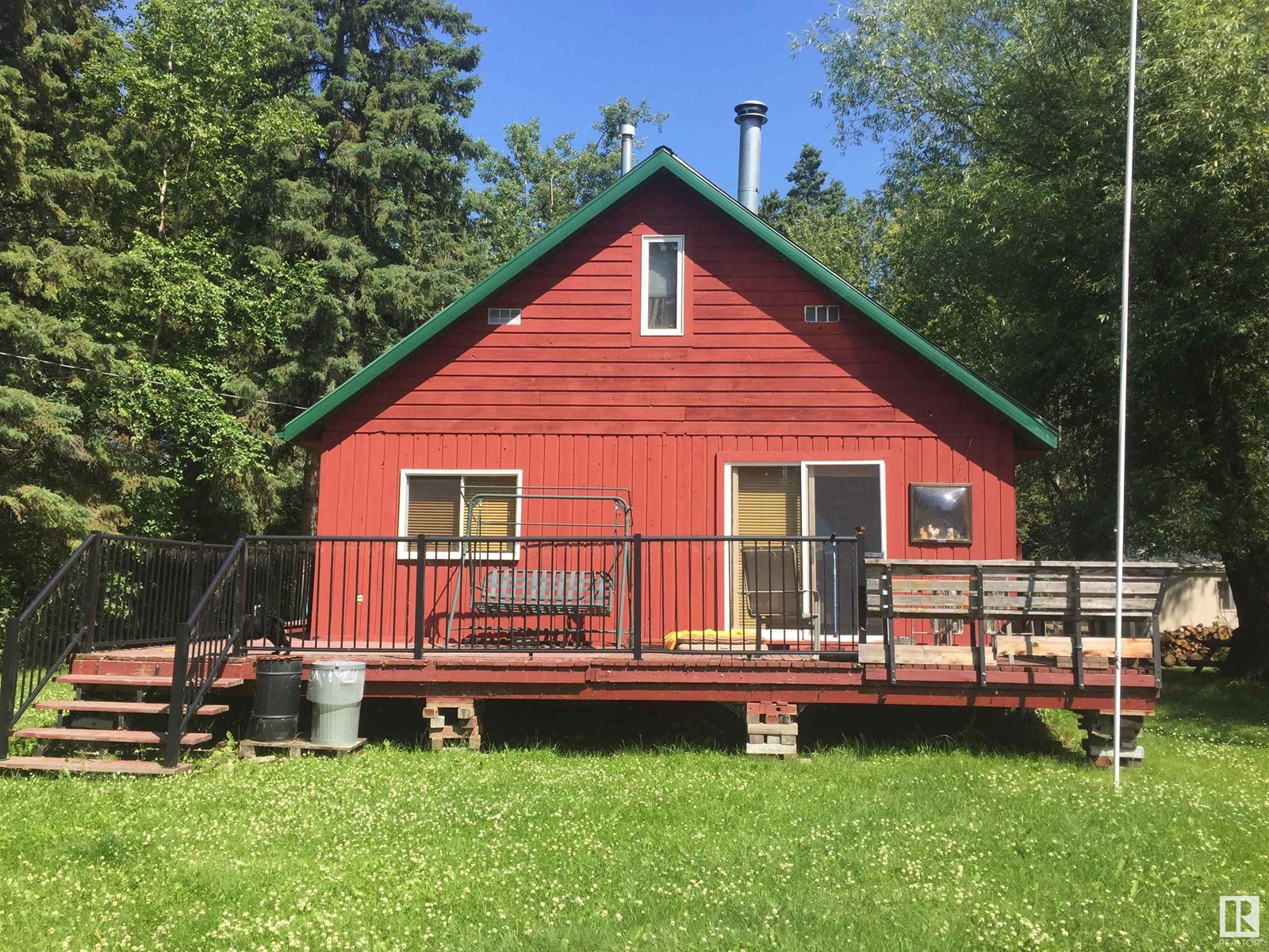 18 Willow Av, Rural Lac Ste. Anne County, Alberta  T0E 0V0 - Photo 2 - E4422904