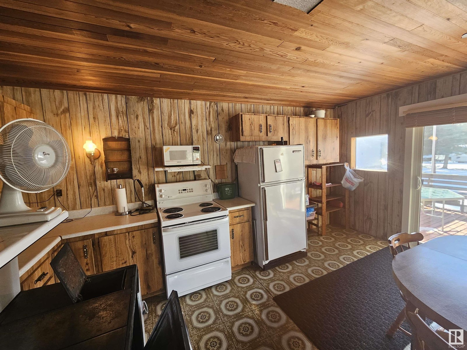18 Willow Av, Rural Lac Ste. Anne County, Alberta  T0E 0V0 - Photo 6 - E4422904