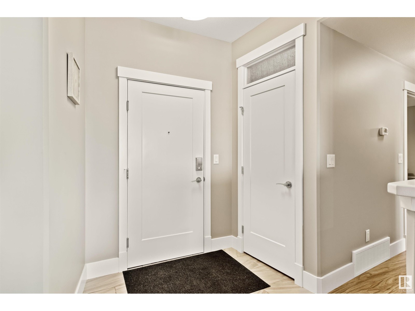 #205 5201 Brougham Dr, Drayton Valley, Alberta  T7A 0C8 - Photo 2 - E4423435
