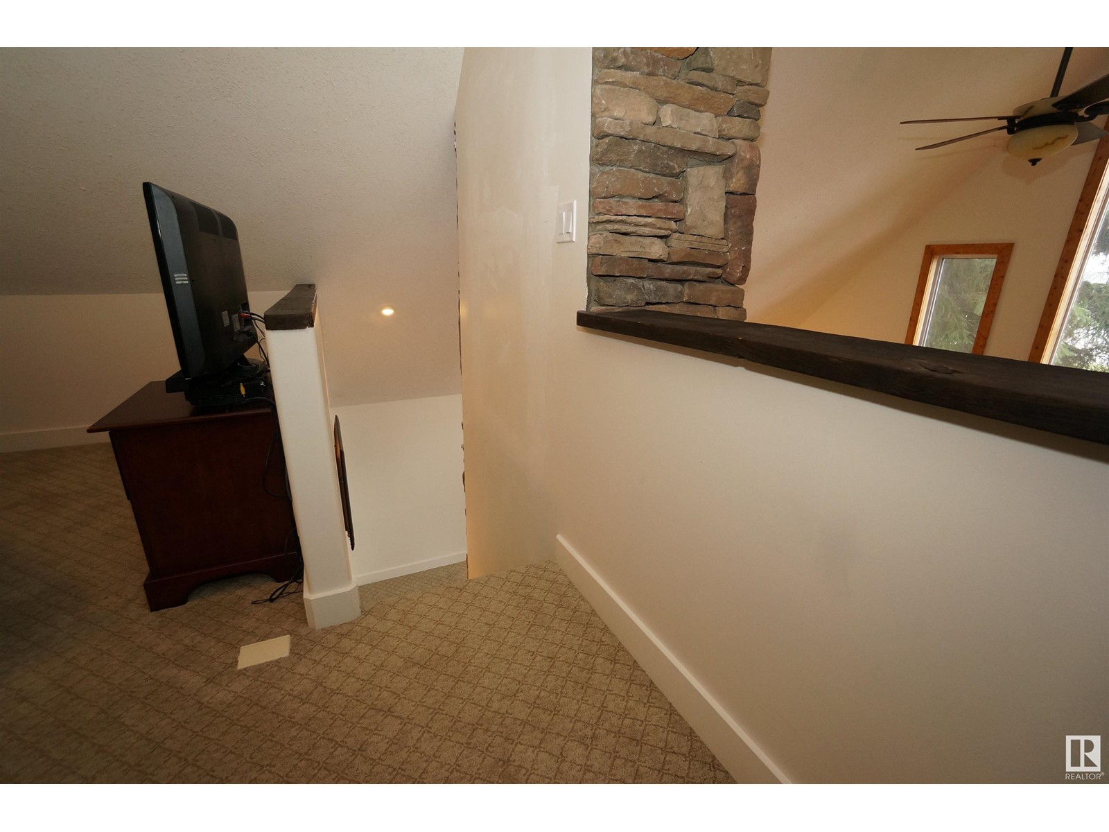 214 Oscar Wikstrom Dr, Rural Lac Ste. Anne County, Alberta  T0E 0L0 - Photo 18 - E4423744