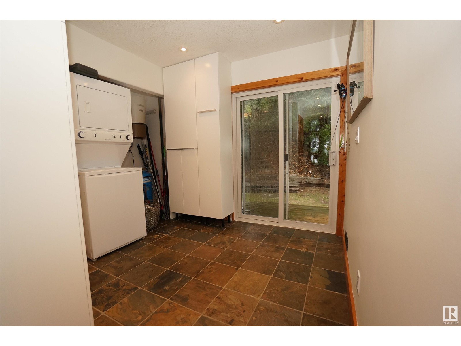 214 Oscar Wikstrom Dr, Rural Lac Ste. Anne County, Alberta  T0E 0L0 - Photo 21 - E4423744