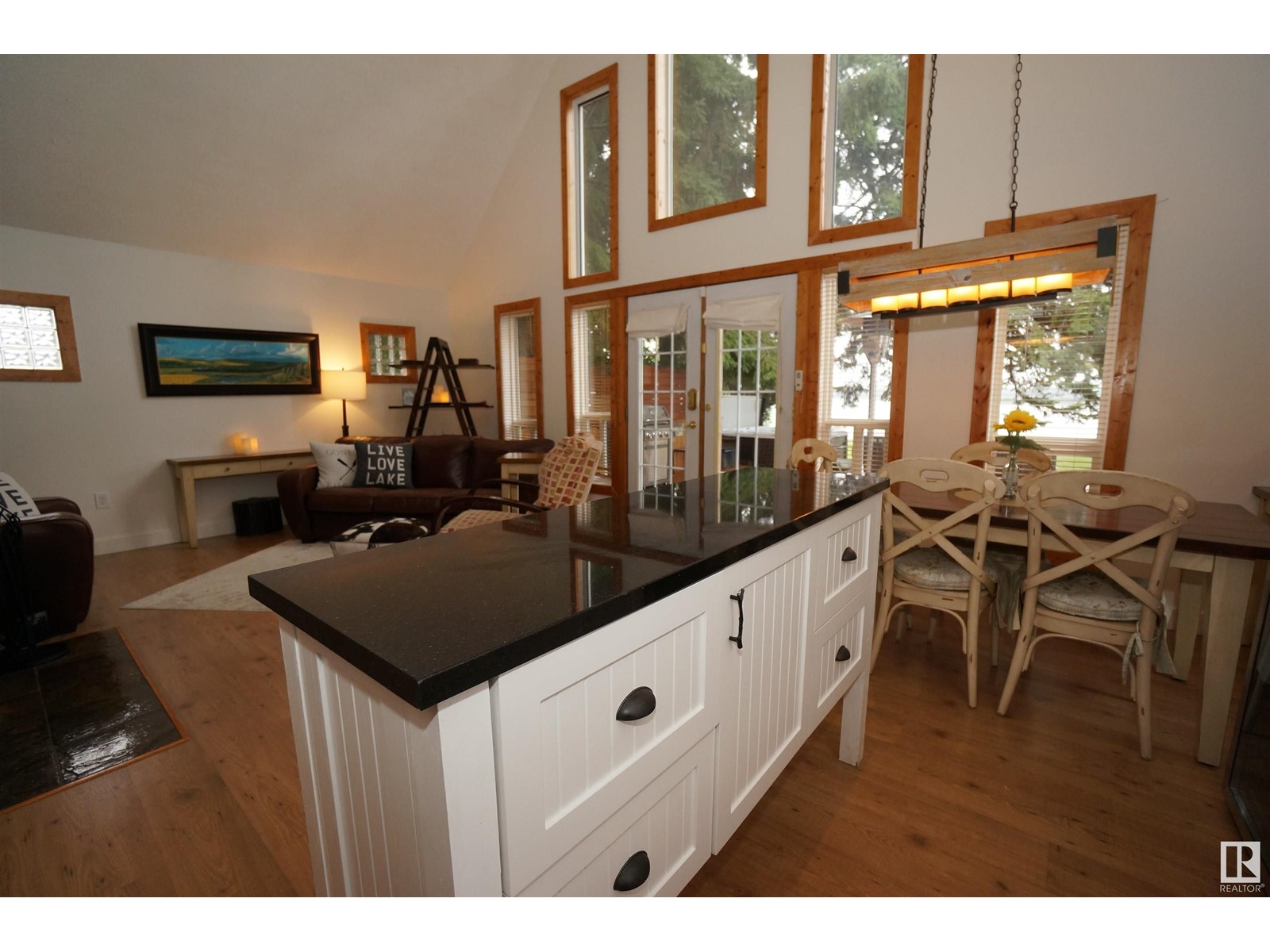 214 Oscar Wikstrom Dr, Rural Lac Ste. Anne County, Alberta  T0E 0L0 - Photo 5 - E4423744